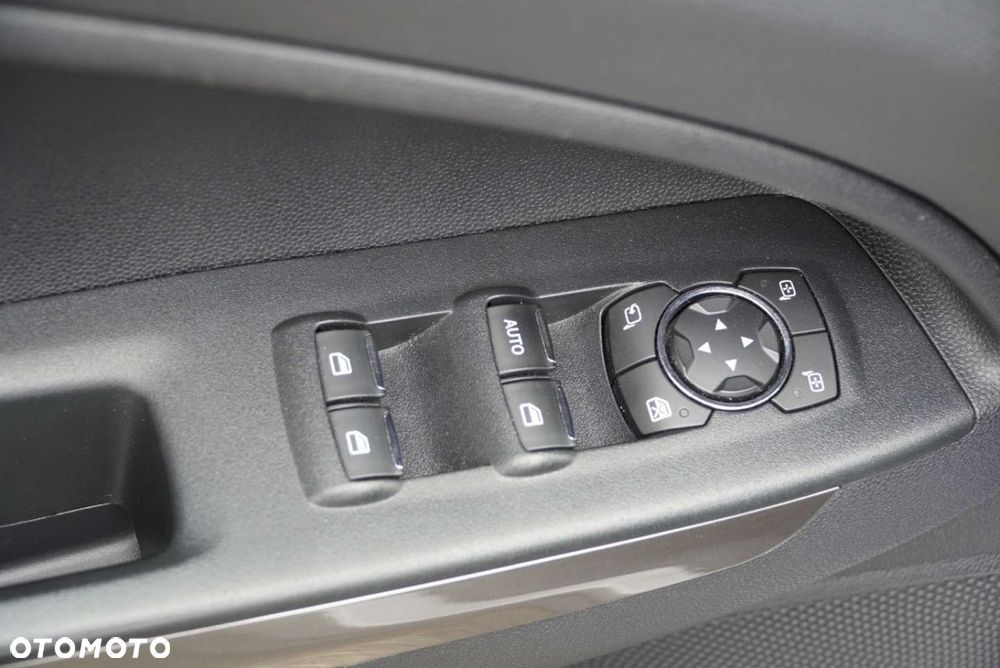 Ford EcoSport 1.0 EcoBoost TITANIUM - 26