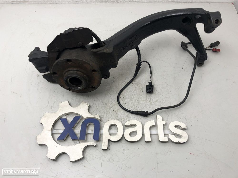 Manga d'eixo Frente Esq Usado AUDI A6 (4B2, C5) 2.5 TDI | 07.97 - 01.05 - 1