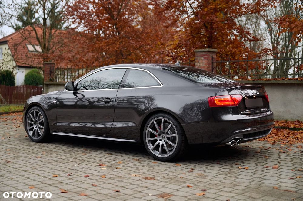 Audi A5 Coupé 2.0 TDI Quattro - 9