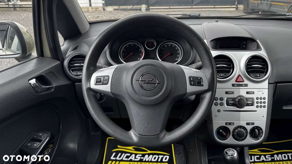 Opel Corsa - 35