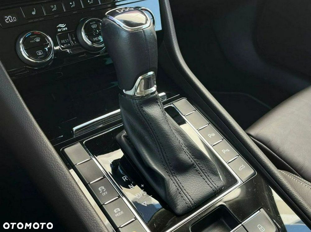Skoda Superb 2.0 TSI L&K DSG - 26
