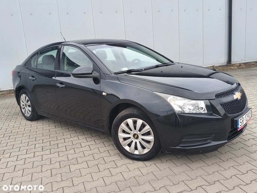 Chevrolet Cruze - 18