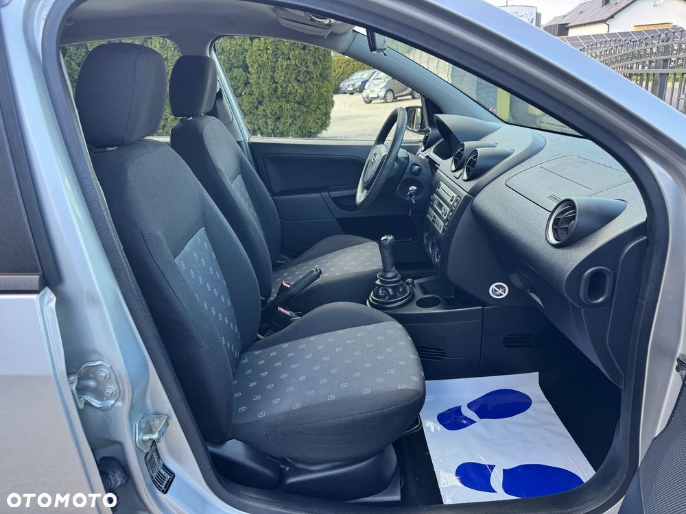 Ford Fiesta 1.4 Fun - 26