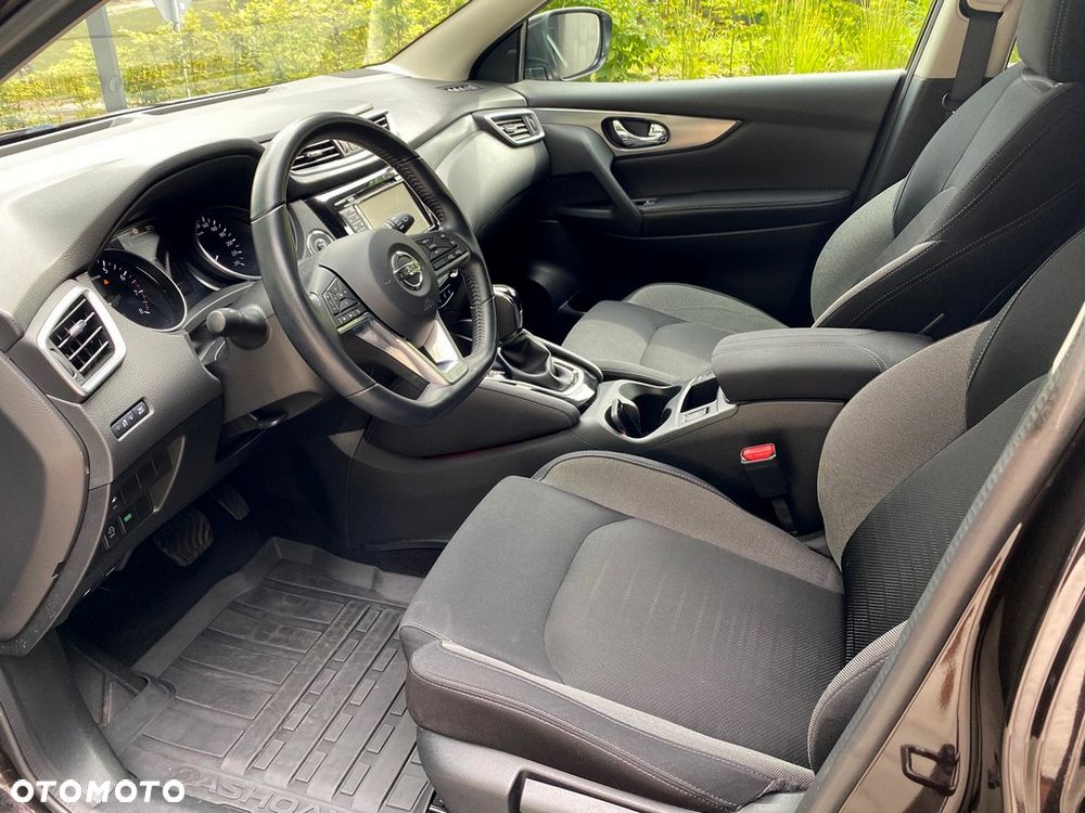 Nissan Qashqai 1.2 DIG-T Xtronic TEKNA+ - 8