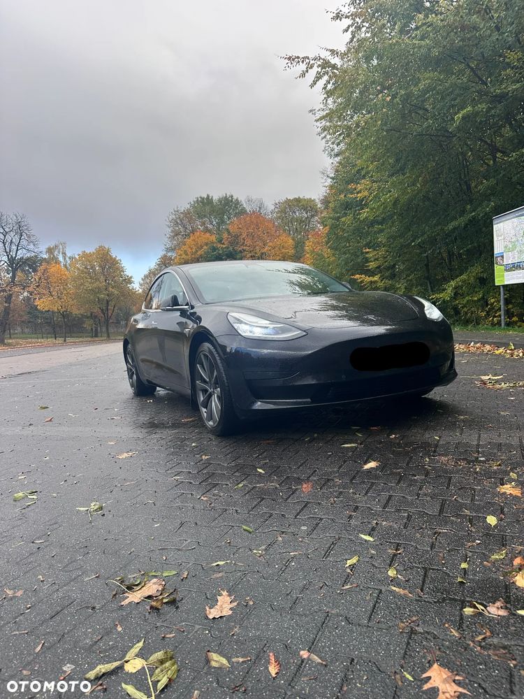Tesla Model 3 Long Range RWD - 2