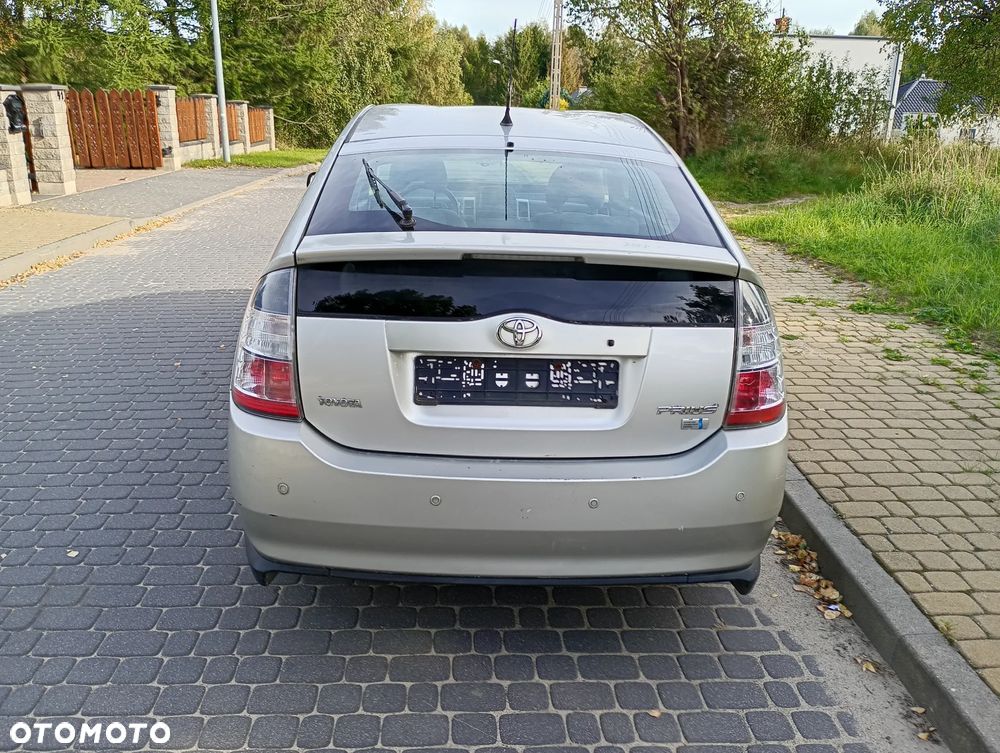 Toyota Prius 1.5 VVT-i Prestige - 5