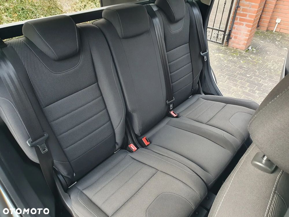 Ford Kuga 1.5 EcoBoost 2x4 SYNC - 16