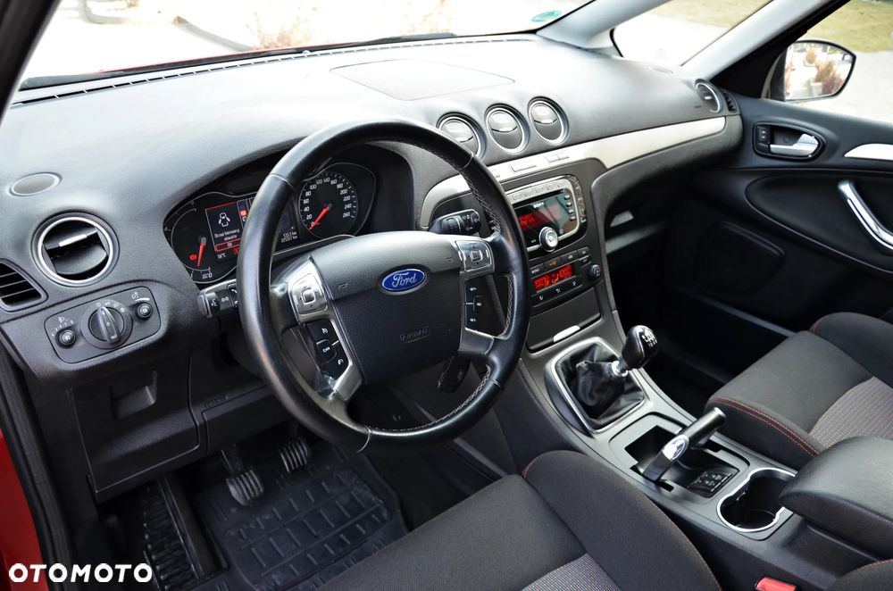 Ford S-Max 2.0 TDCi DPF Gold X - 28