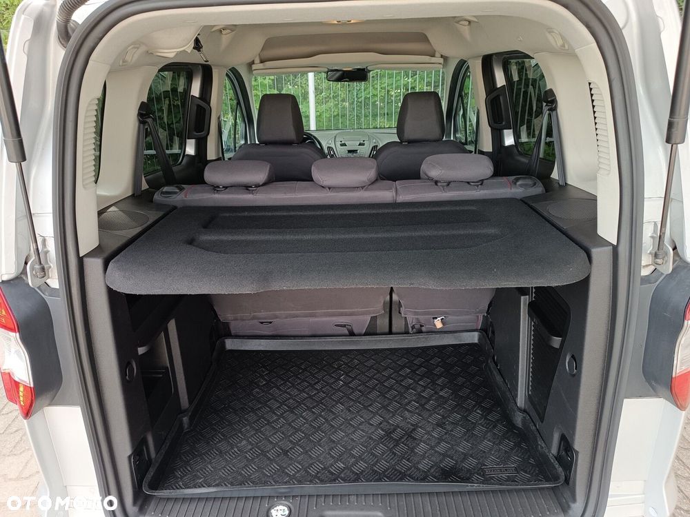 Ford Tourneo Courier 1.0 EcoBoost Trend - 29