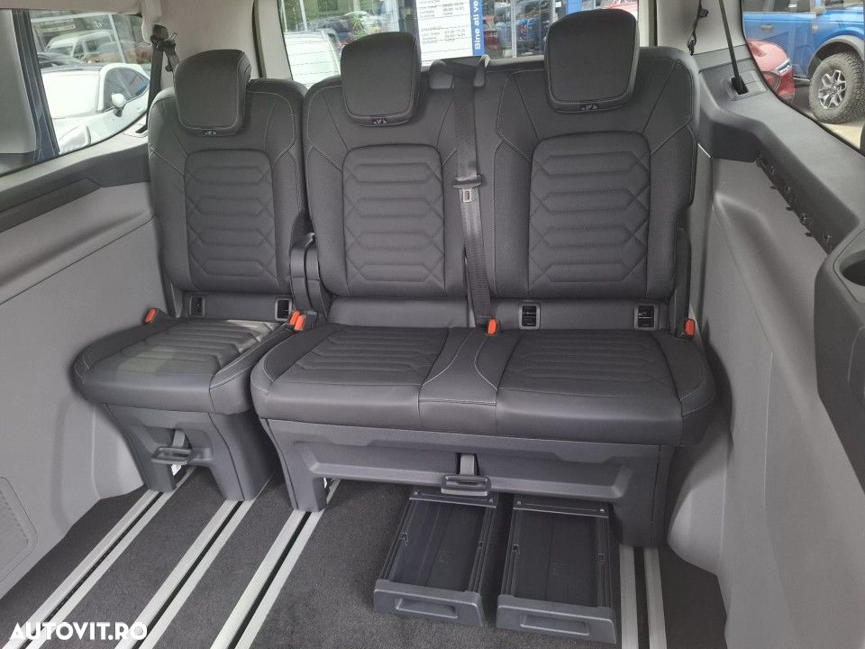 Ford Tourneo Custom - 9