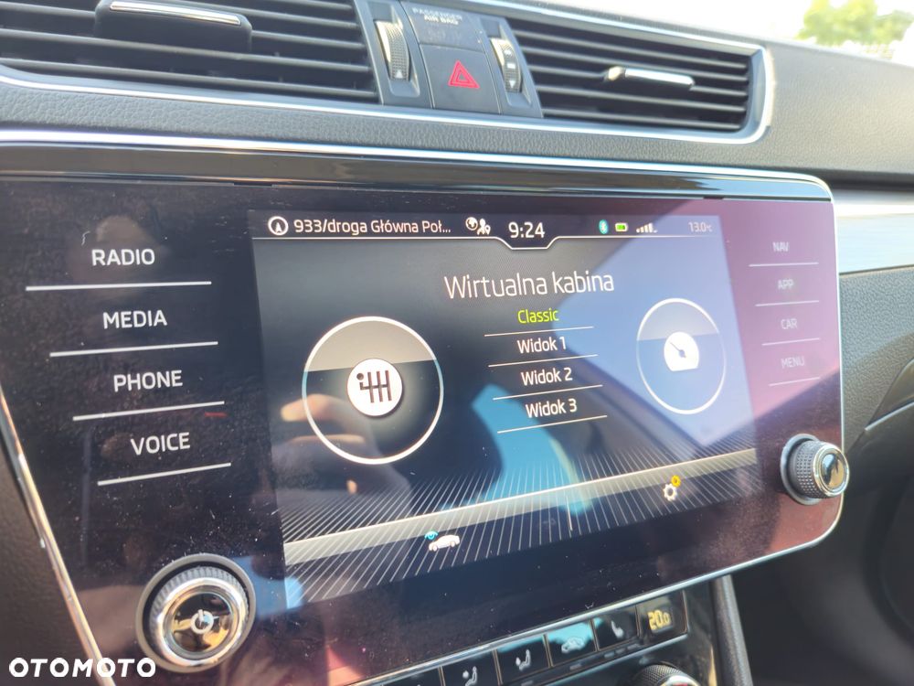 Skoda Superb 2.0 TDI SCR 4x4 Style DSG - 17