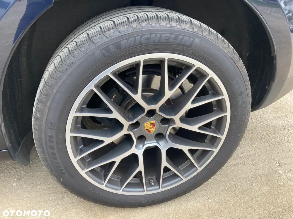 Porsche Macan - 12