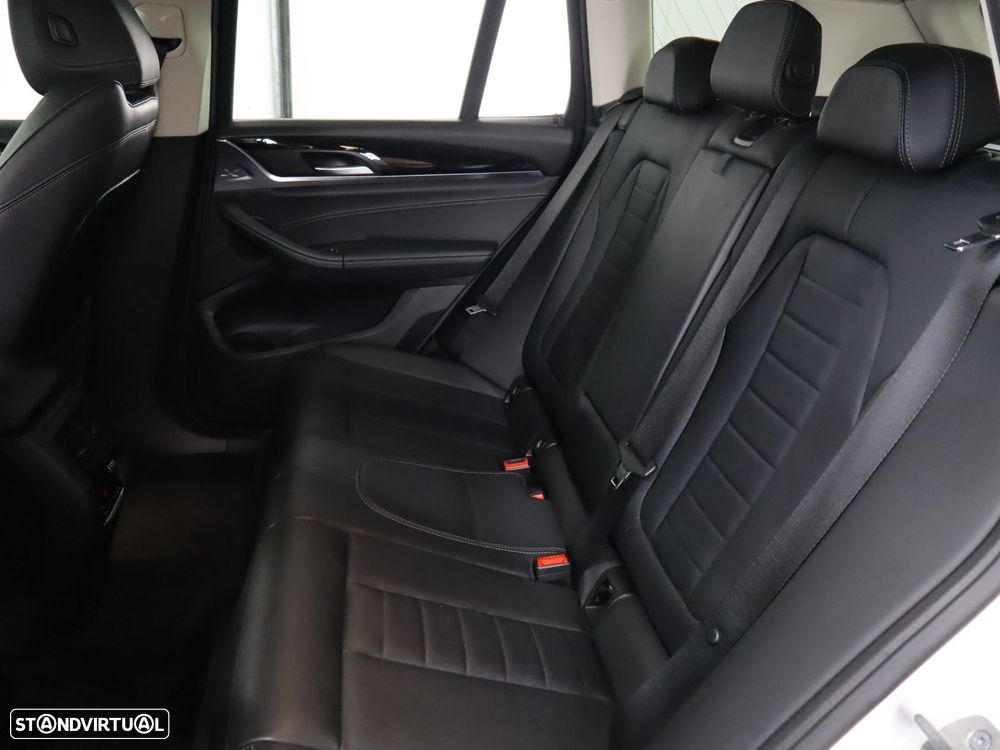 BMW X3 30 e xDrive - 11