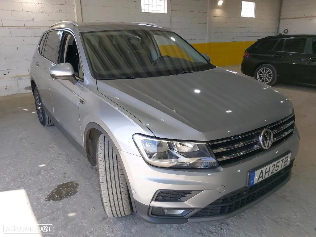 VW Tiguan Allspace 2.0 TDI Confortline DSG - 3