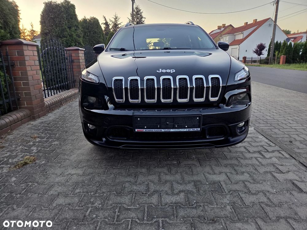 Jeep Cherokee 2.0 MJD 4x2 Longitude - 6