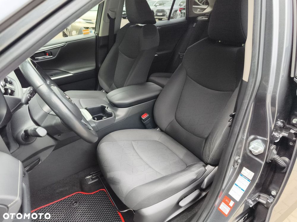 Toyota RAV4 - 17