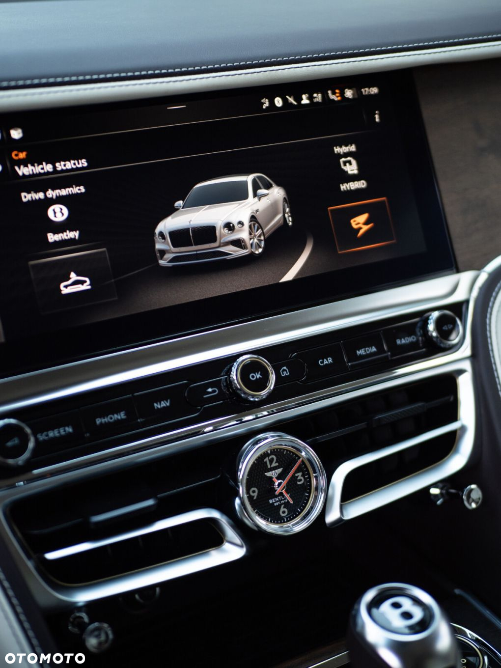 Bentley Flying Spur - 16