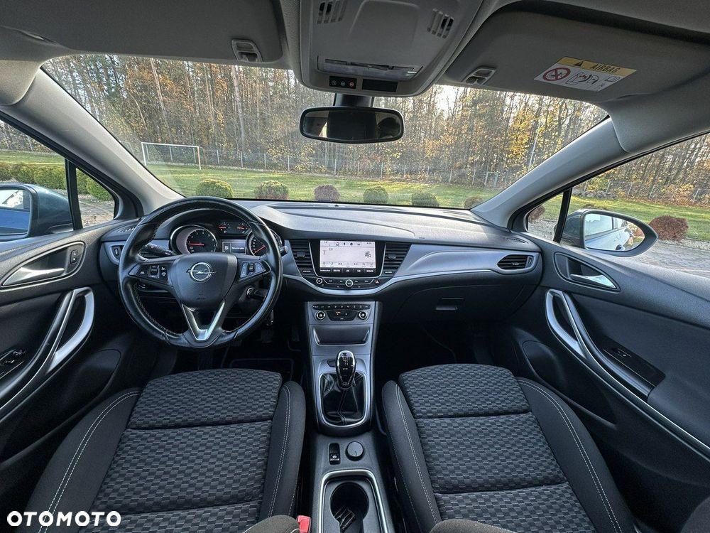 Opel Astra - 16