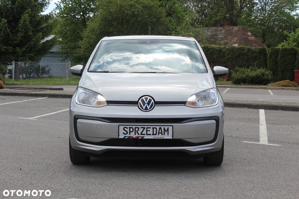 Volkswagen up! United - 10