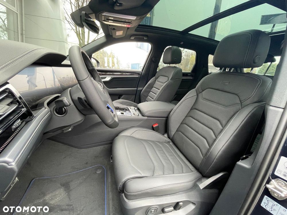 Volkswagen Touareg - 14