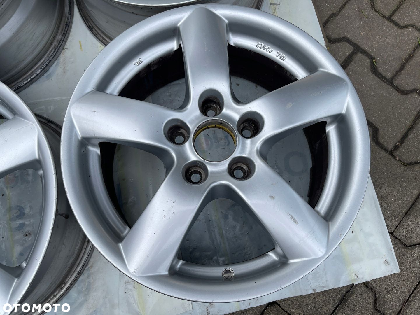 Felgi Renault Nissan 16" 7J ET42 173 - 8