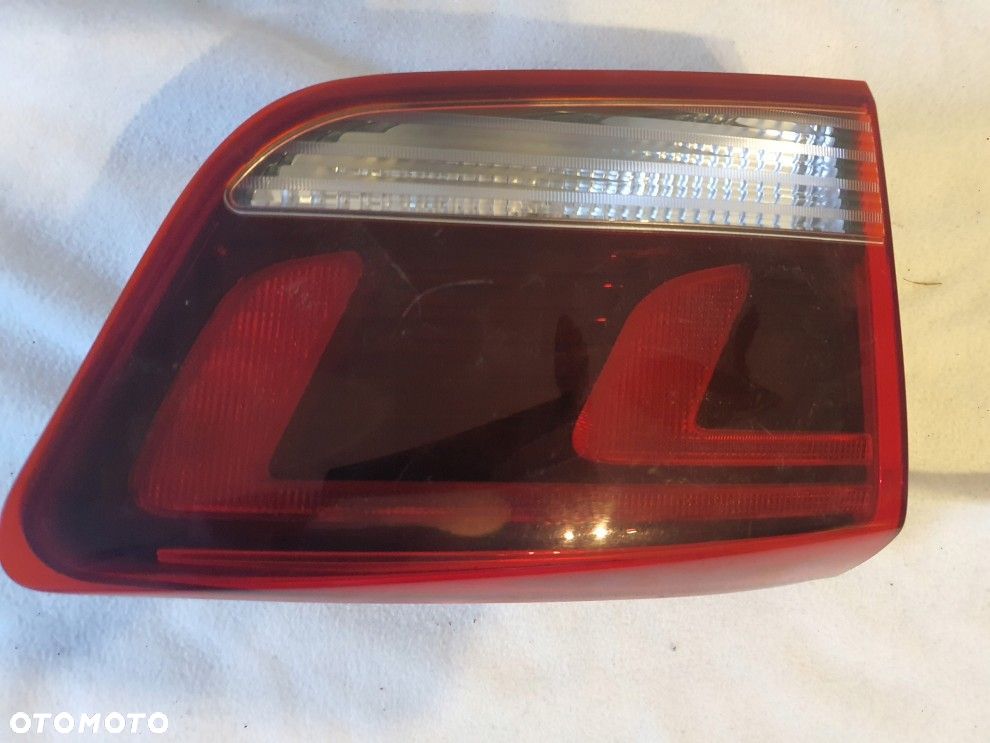 KIA RIO IV LAMPA TYLNA LEWA LED W KLAPĘ 92403-H8 - 1