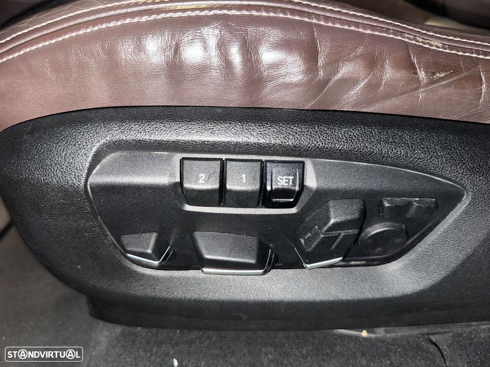 BMW X5 25 d sDrive Comfort 7L - 16