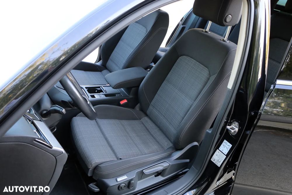 Volkswagen Passat Variant 2.0 TDI DSG Comfortline - 20