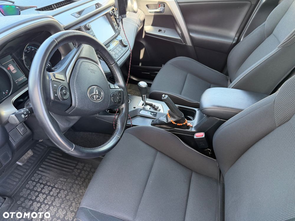 Toyota RAV4 2.5 4x4 Edition - 8