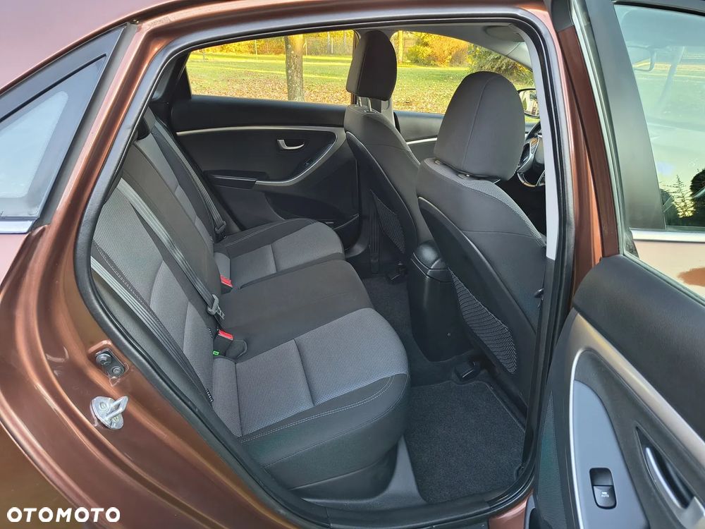 Hyundai i30 1.6 CRDi Style - 16