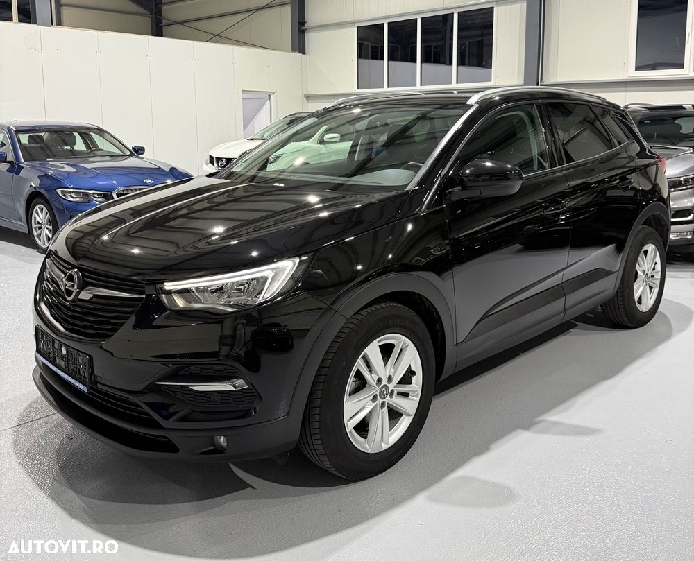 Opel Grandland X 1.2 Start/Stop Automatik Business Edition - 1