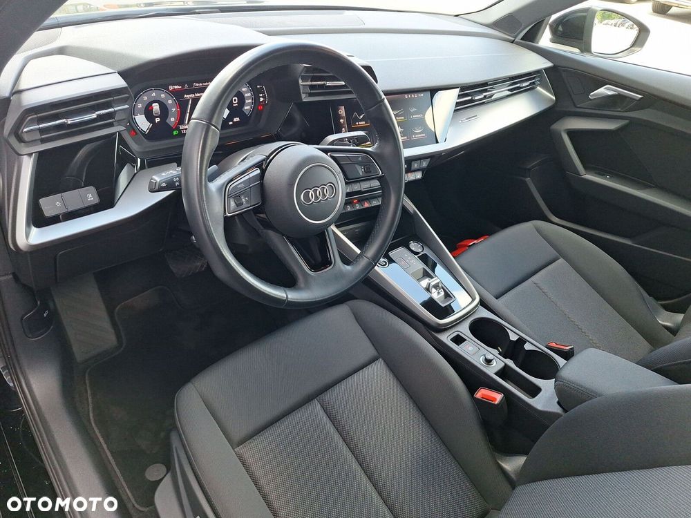 Audi A3 Sportback 30 TFSI mHEV S tronic - 11