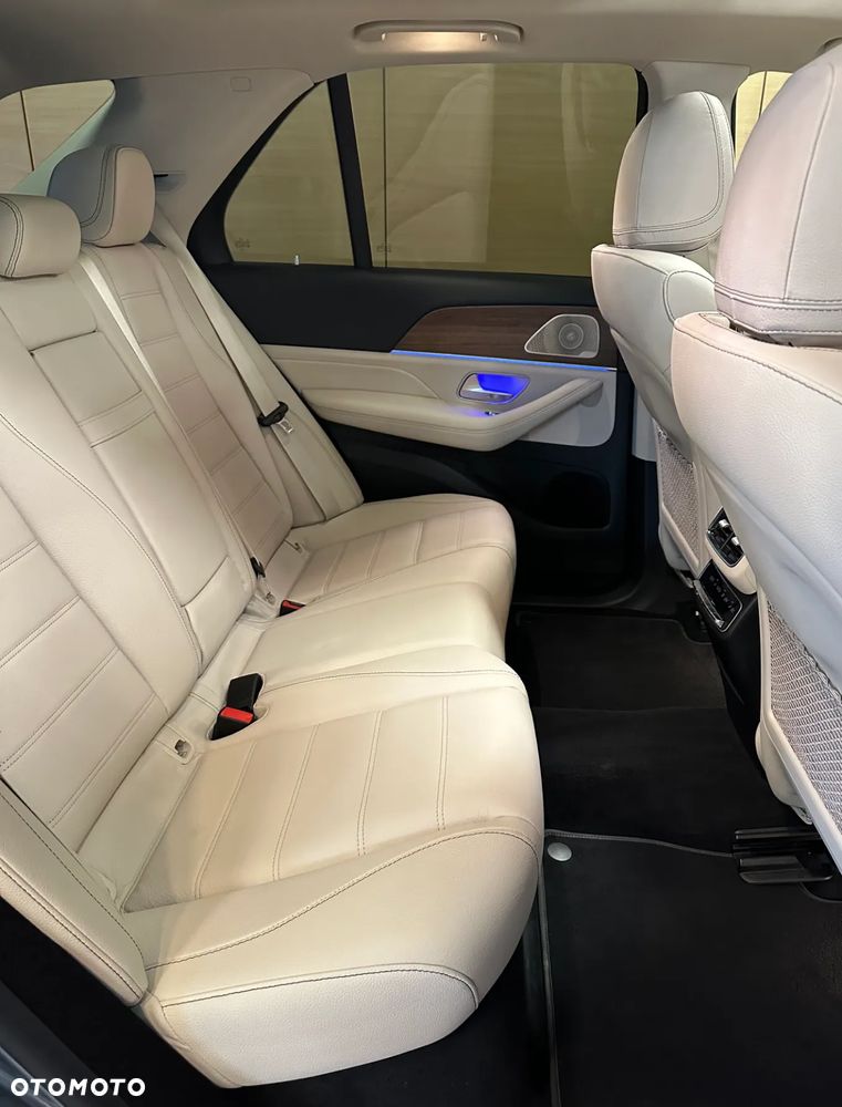 Mercedes-Benz GLE - 13