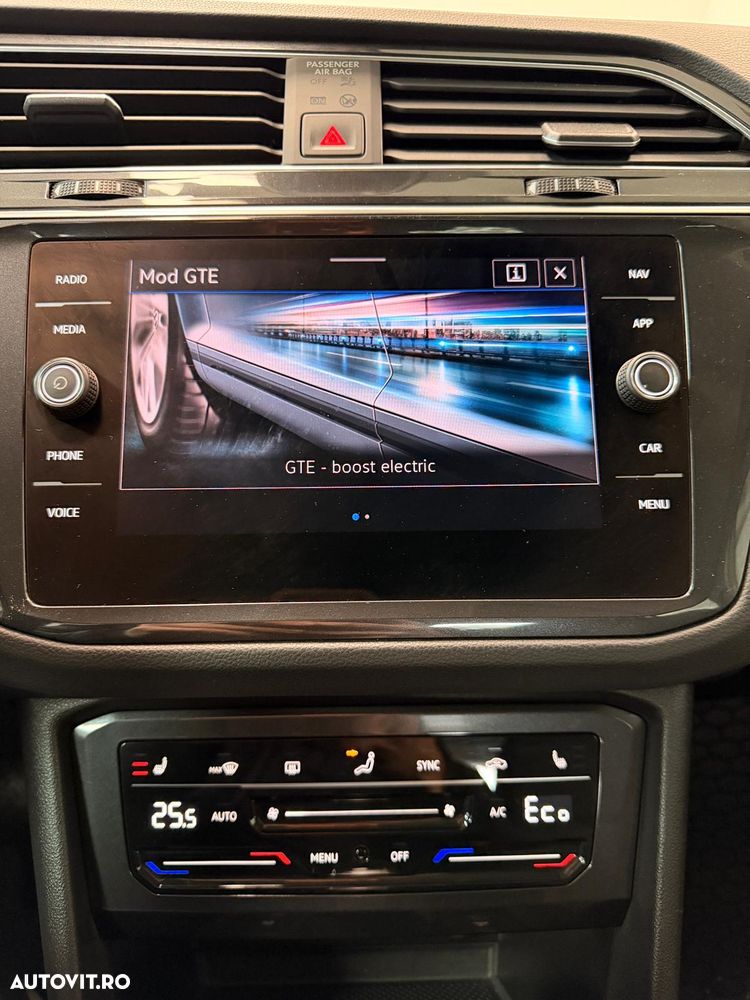 Volkswagen Tiguan 1.4 eHybrid OPF DSG Life - 18