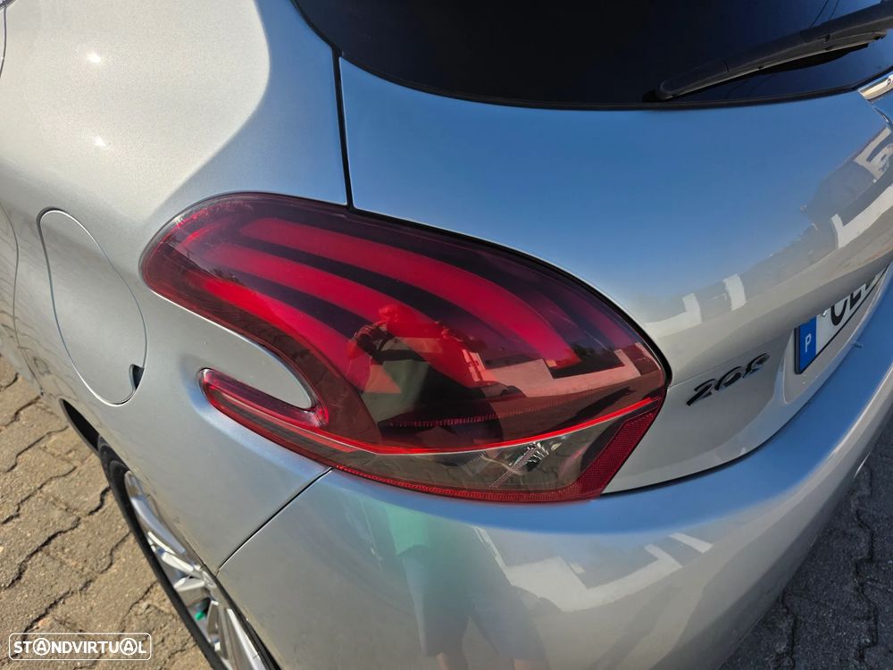 Peugeot 208 82 VTI Style - 27