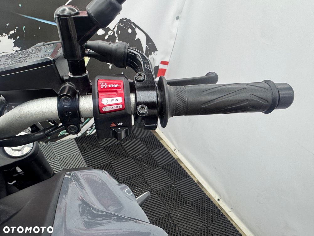 Yamaha MT - 25
