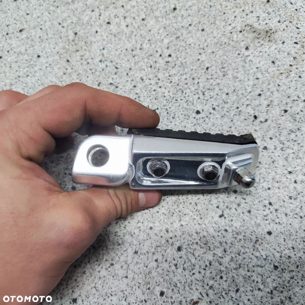 Podnóżek prawy przód, kierowcy Kawasaki Z750 Z1000 Z 750 1000 - 6