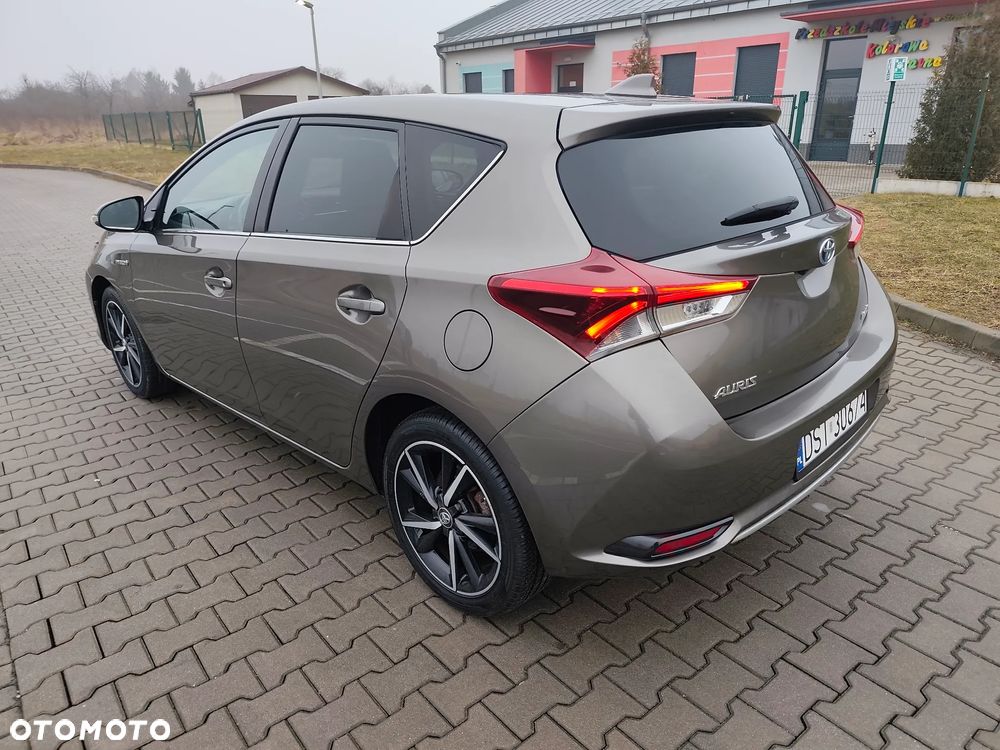Toyota Auris - 15