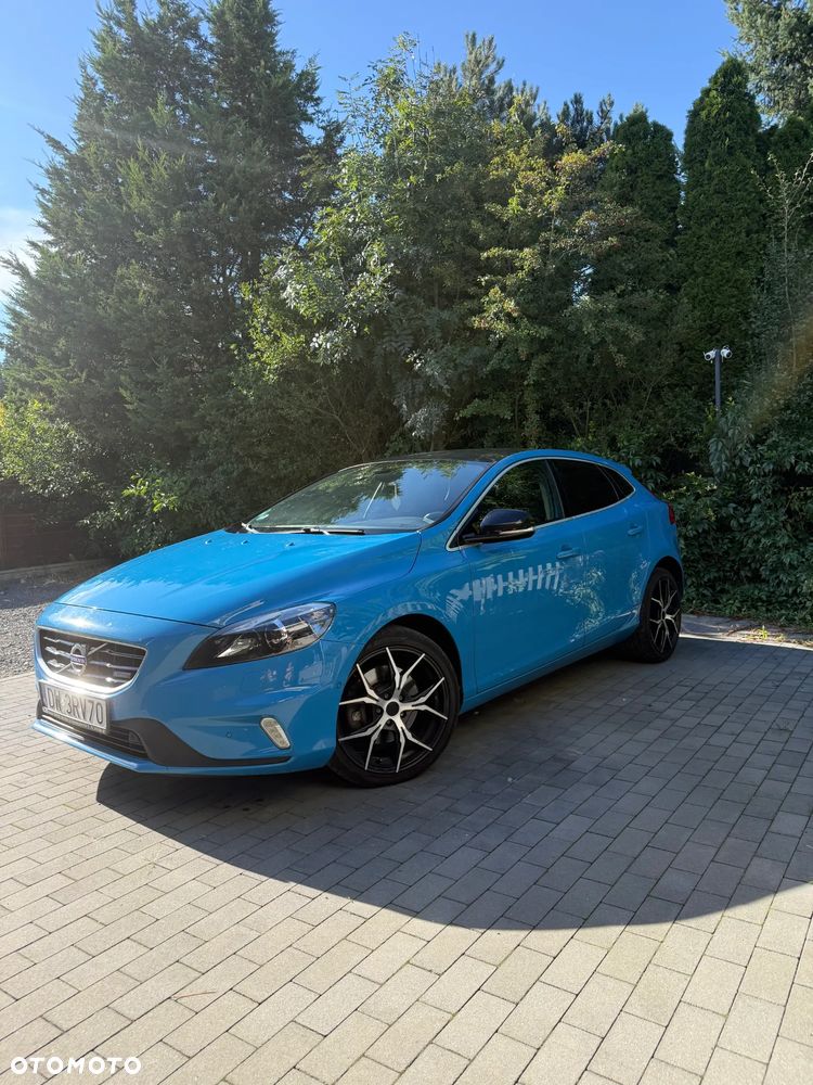 Volvo V40 D4 RDesign - 1