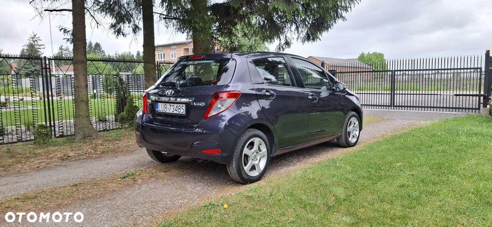 Toyota Yaris - 4