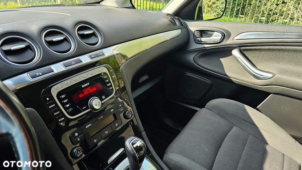 Ford S-Max 2.0 TDCi DPF Titanium - 29