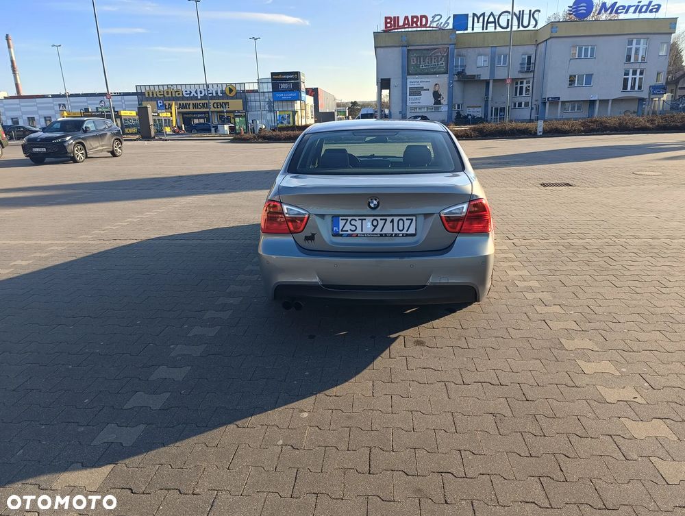 BMW Seria 3 325i - 7
