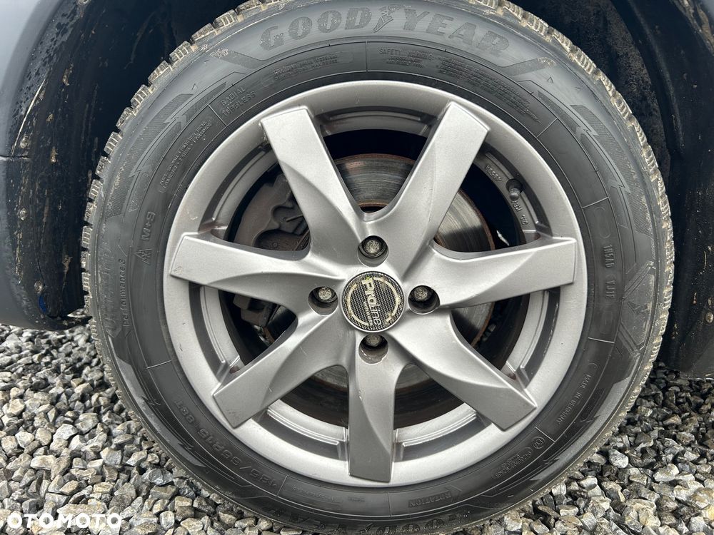 Dacia Lodgy dCi 110 Stepway - 28