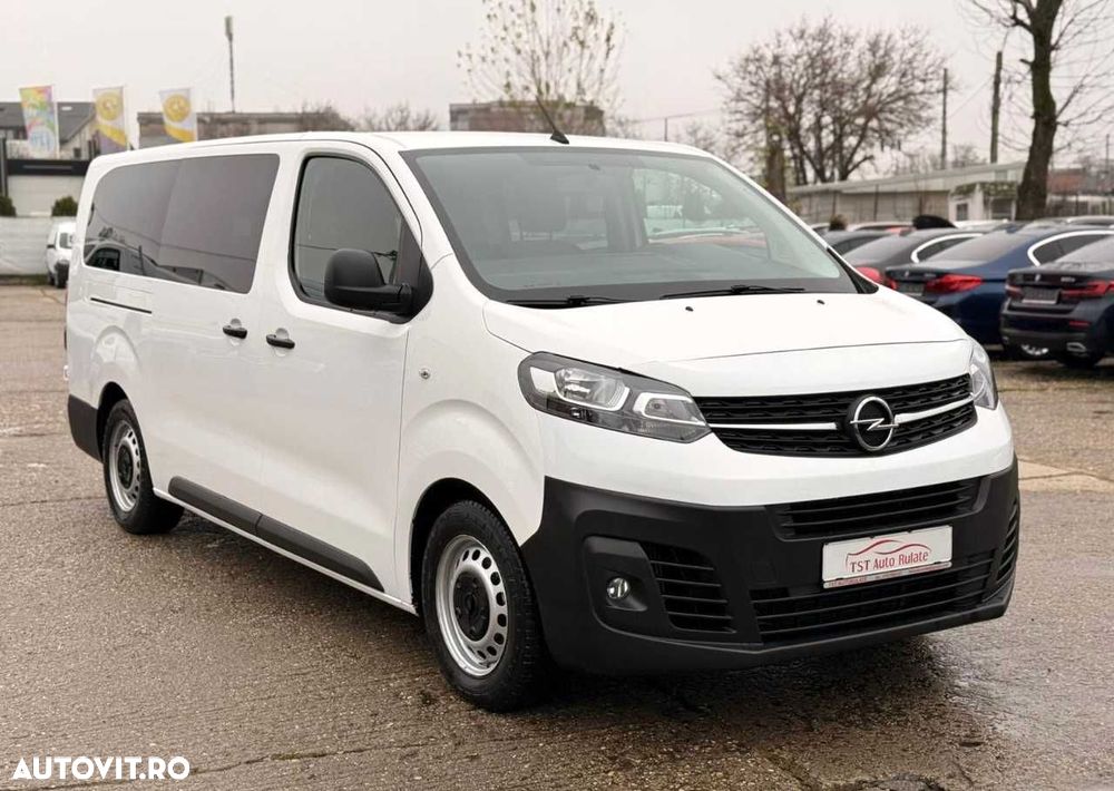Opel Vivaro - 12