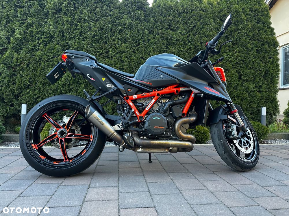 KTM Super Duke - 11