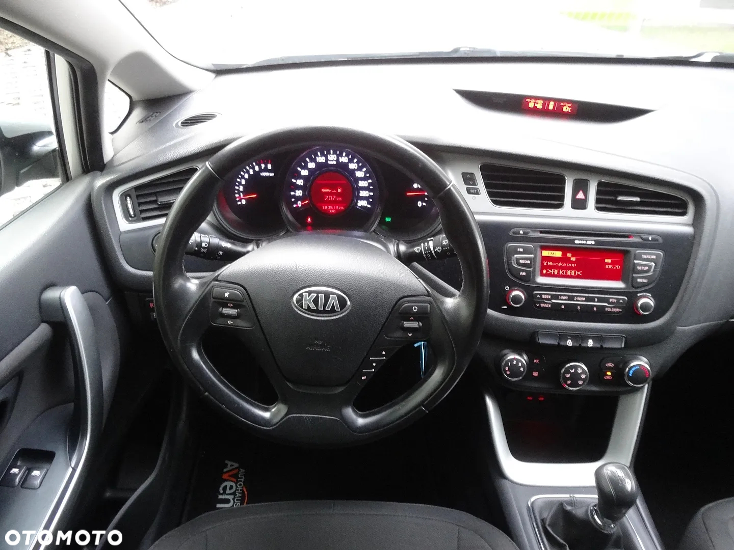 Kia Ceed 1.4 CVVT - 18