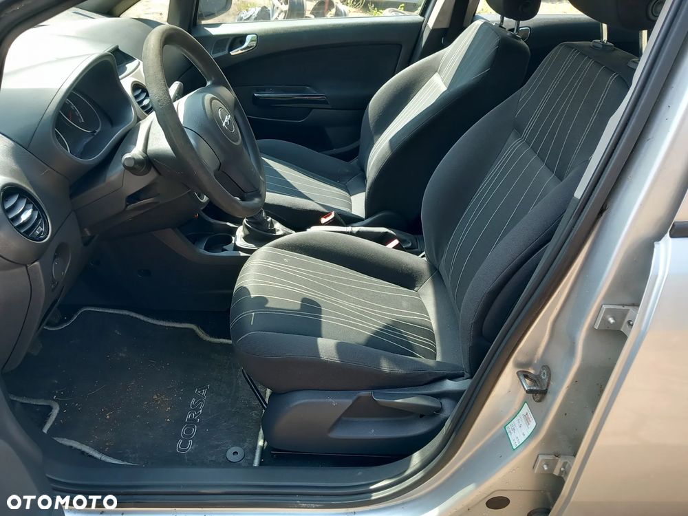 Opel Corsa 1.3 CDTI Enjoy - 8