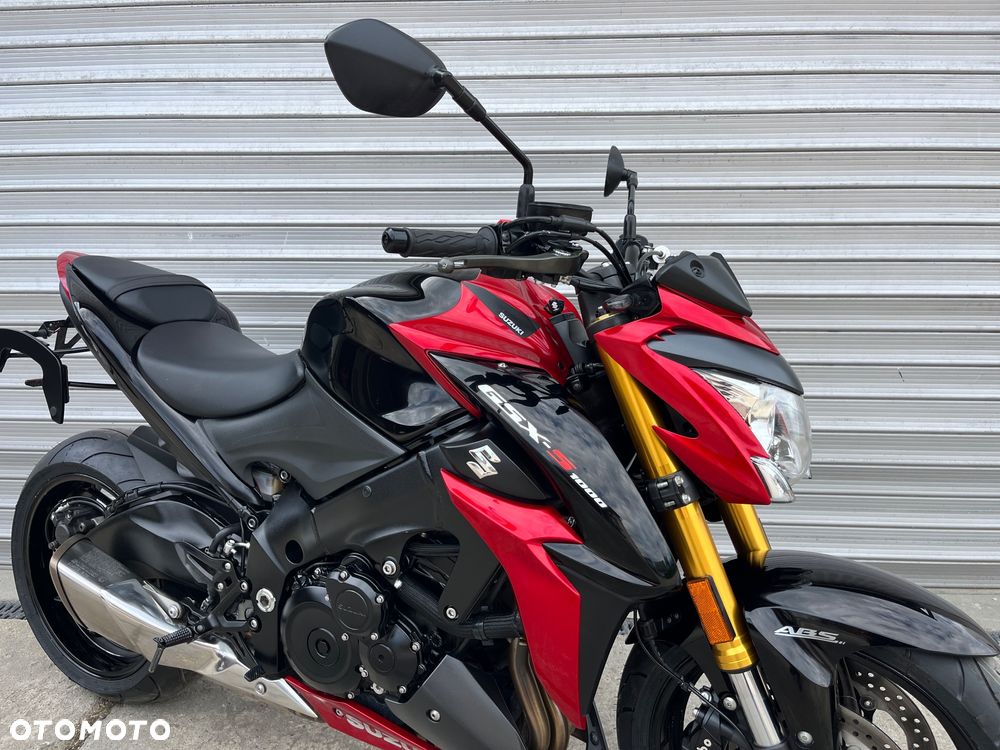 Suzuki GSX 1000 - 33