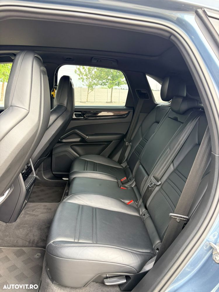Porsche Cayenne Standard - 13