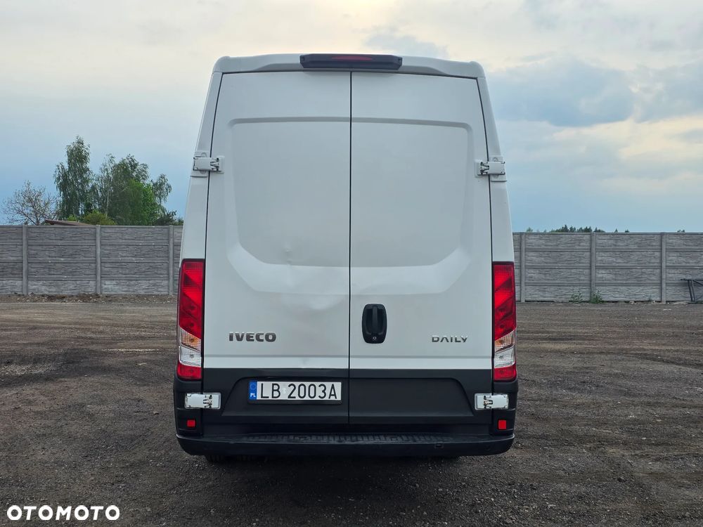 Iveco Daily - 10